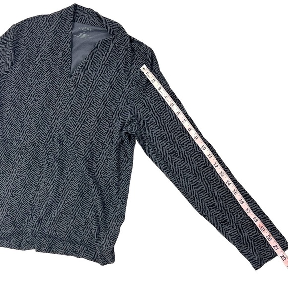 Talbots Petites Size LP Long Sleeved Animal Print Blouse - Picture 7 of 11